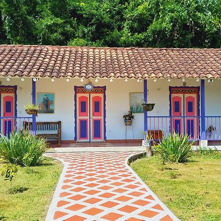Finca Hotel Villa Del Sol ปูเอโบล ตาเปา ภายนอก รูปภาพ