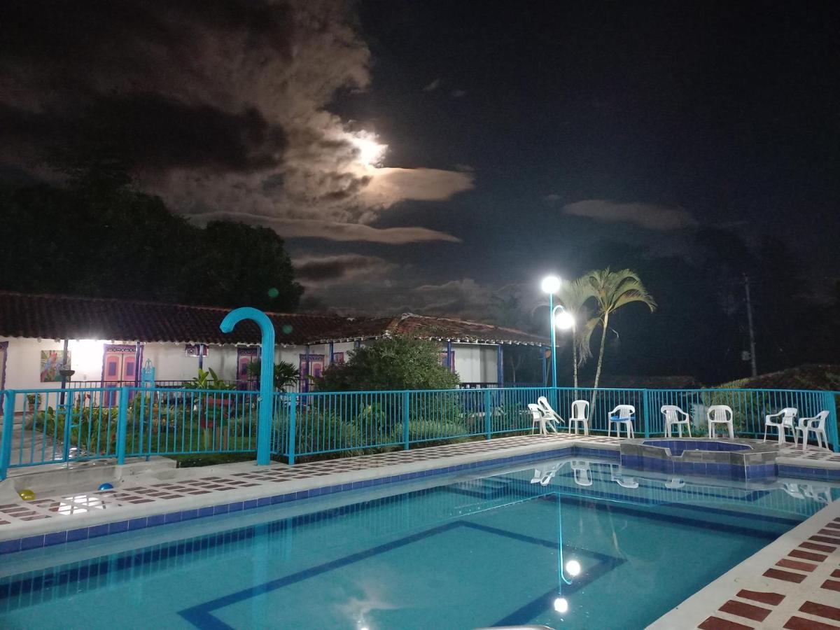 Finca Hotel Villa Del Sol ปูเอโบล ตาเปา ภายนอก รูปภาพ