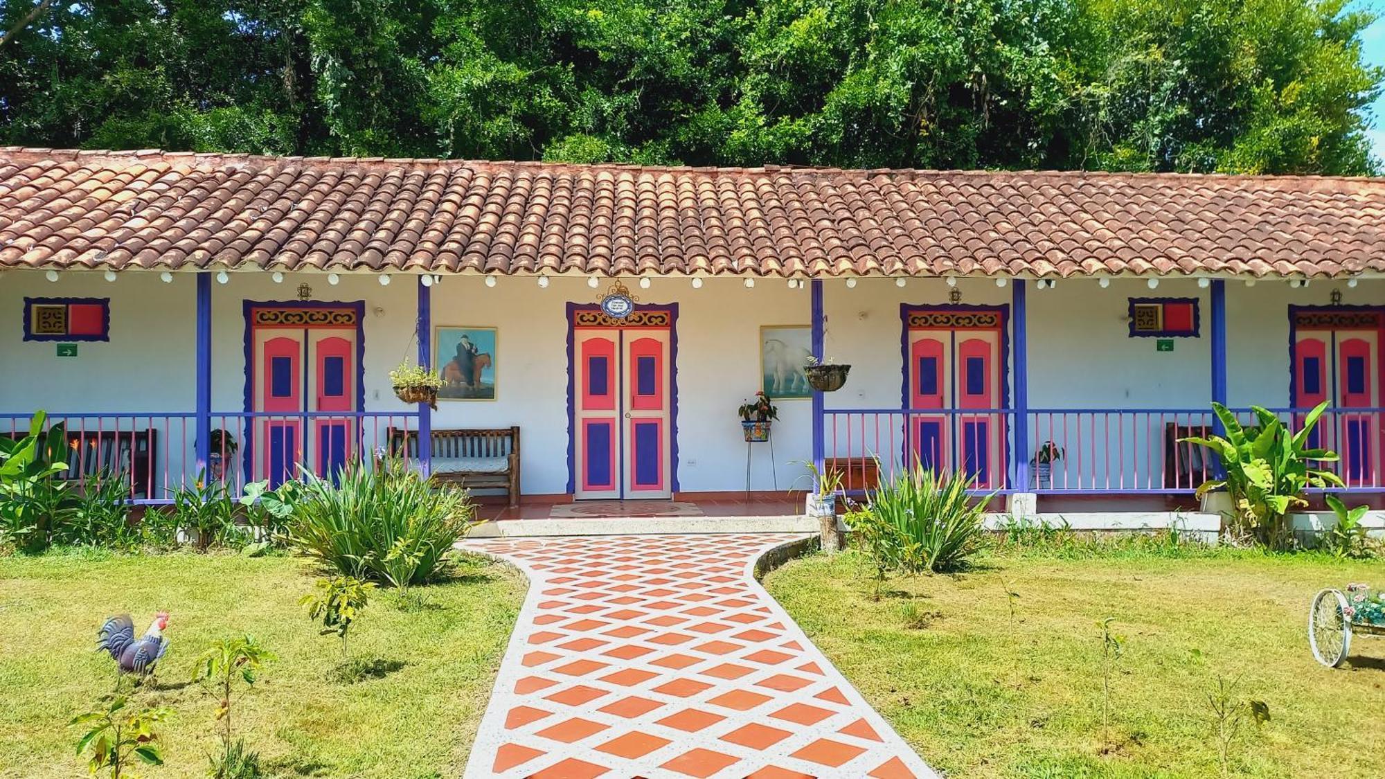 Finca Hotel Villa Del Sol ปูเอโบล ตาเปา ภายนอก รูปภาพ